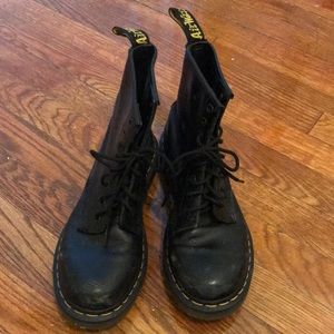 Doc Martens size 9 women’s